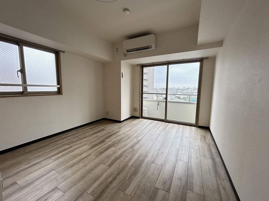 その他部屋・スペース　★洋室はゆったり広々７帖★