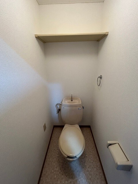 トイレ　※２１５号室のお写真となります。