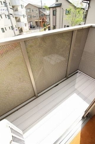バルコニー　東向きのバルコニー付きです。