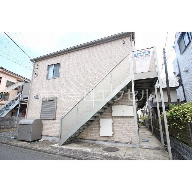 建物外観　駅徒歩５分の好立地！