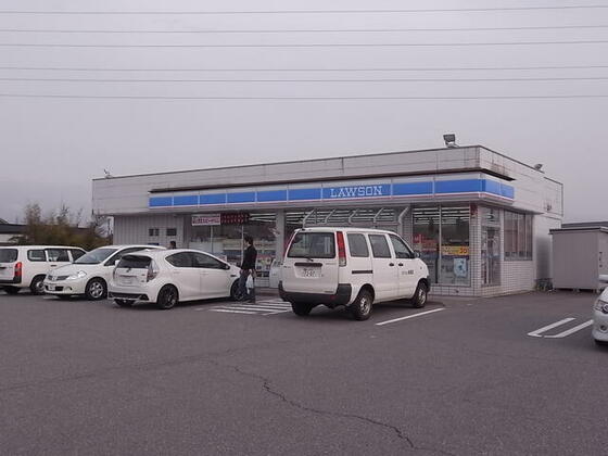 コンビニ　ローソン婦中田島店（コンビニ）まで580m