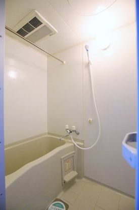 バス・シャワールーム　別の部屋の参考画像