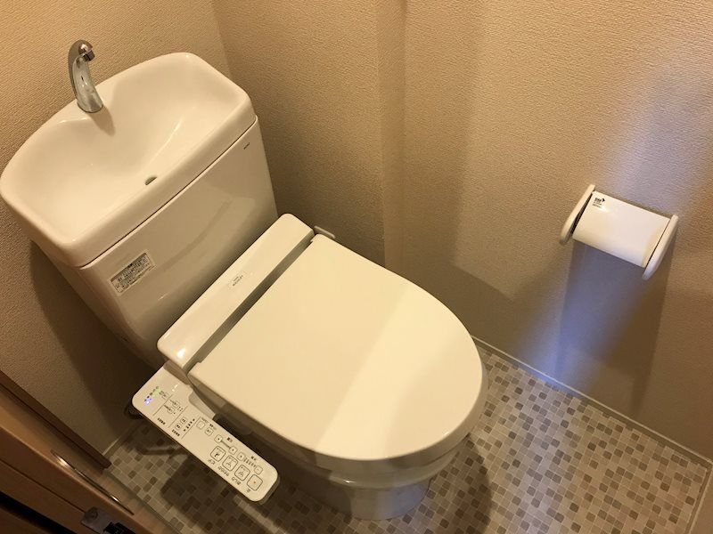 トイレ　参考写真