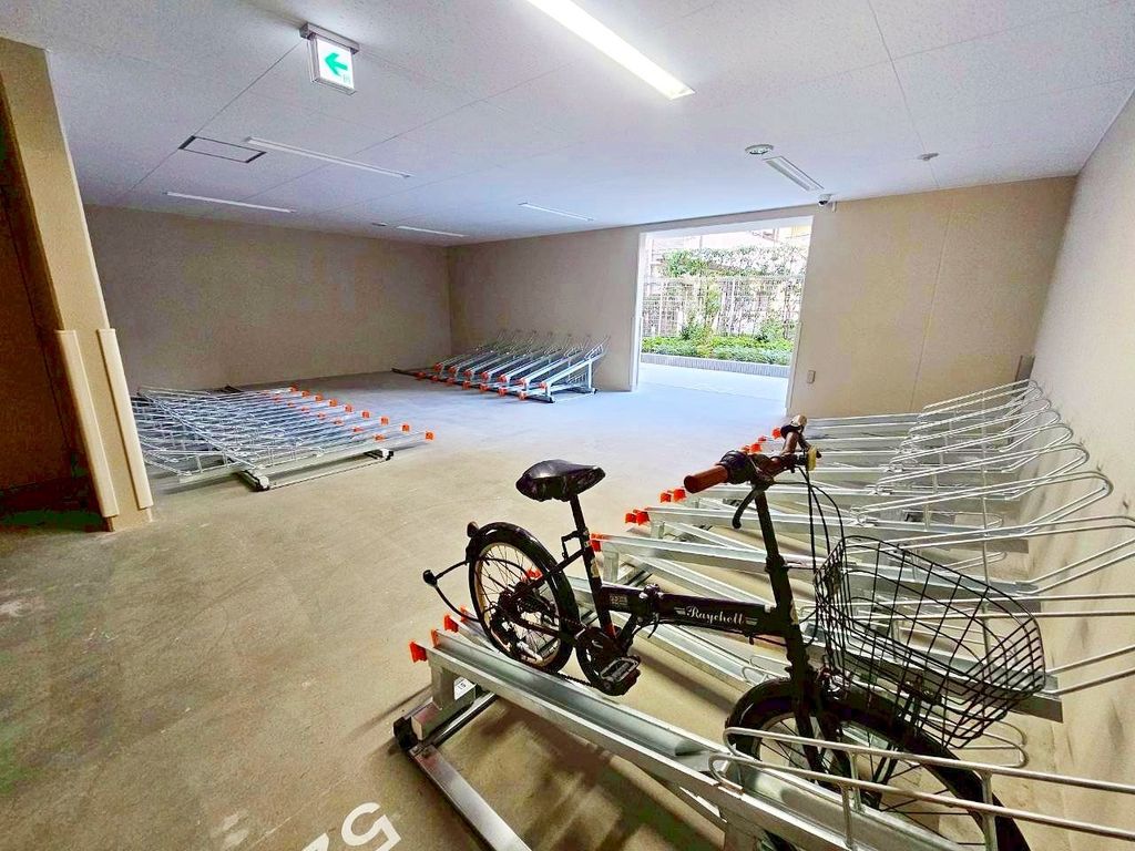 駐車場　駐車場