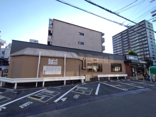飲食店　吉野家 ザビエル公園店（飲食店）まで992m