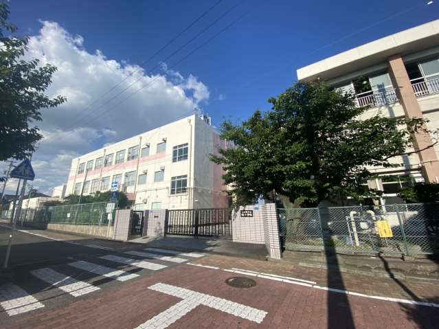 小学校　桜小学校（小学校）まで629m