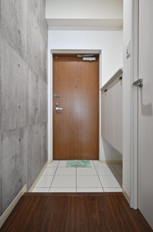 セキュリティ　同タイプ、別部屋のお写真です