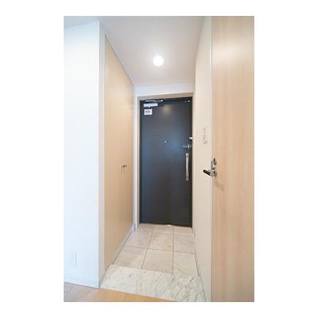 玄関　※写真は同タイプ住戸です。