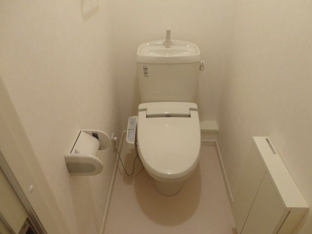 トイレ　★ウォシュレット付き★