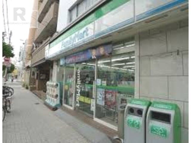 コンビニ　ファミリーマート大淀南店（コンビニ）まで111m
