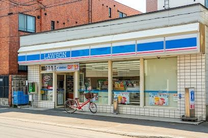コンビニ　ローソン札幌南7条西店（コンビニ）まで81m