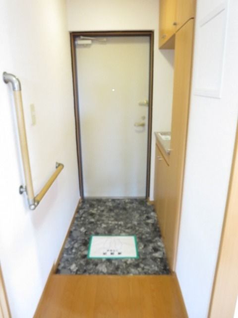 玄関　★お部屋探しはタウンハウジング稲田堤店まで★