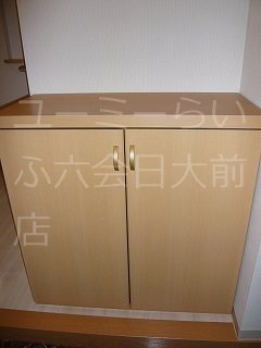 玄関　※別部屋参考写真
