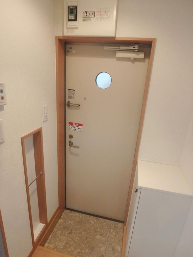 玄関　玄関