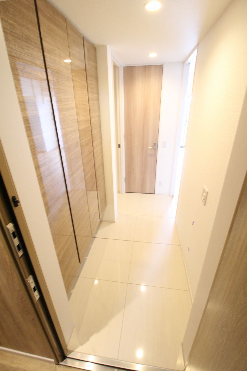 玄関　別の部屋の写真です