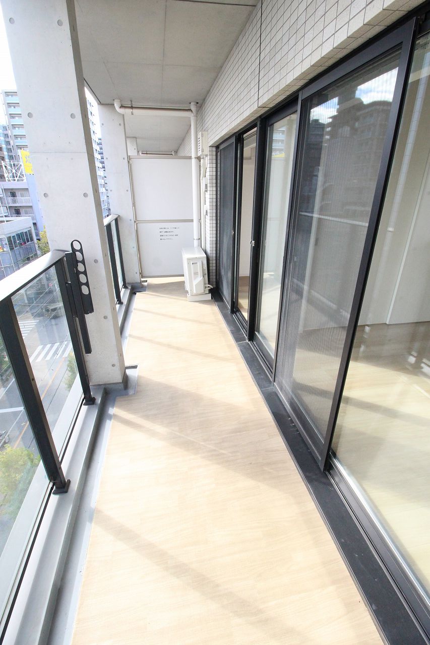 バルコニー　別の部屋の写真です