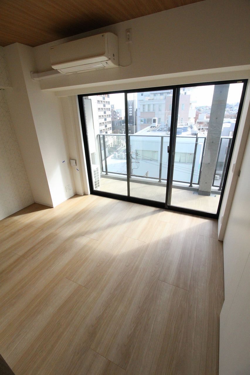 居室・リビング　別の部屋の写真です