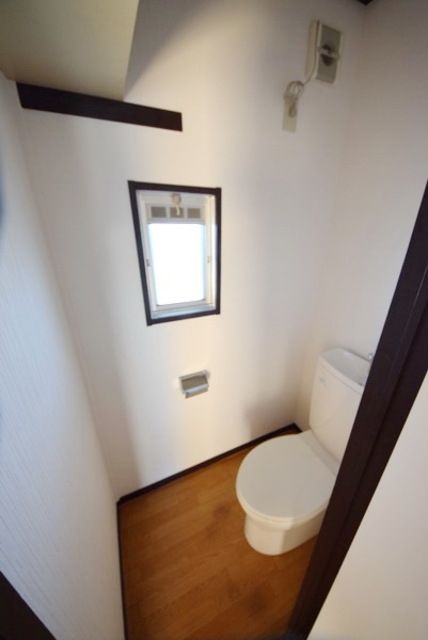 トイレ　★トイレに窓★