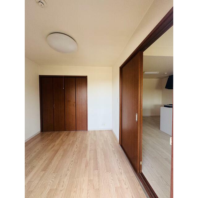 その他部屋・スペース　お持ちの家具の配置を考えると洋室のお部屋が暮らしやすいという