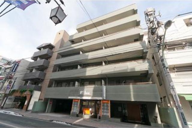 建物外観　最寄り駅徒歩3分の駅近物件