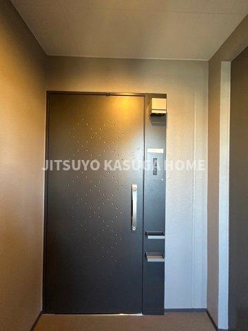 玄関　※別部屋参考写真となります