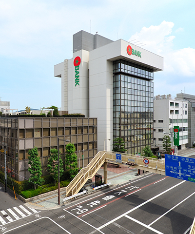 銀行　トマト銀行東京支店（銀行）まで312m