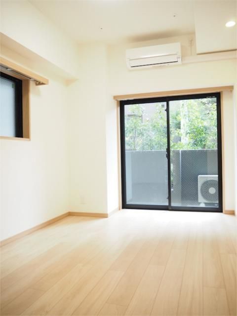 居室・リビング　使いやすい居間です