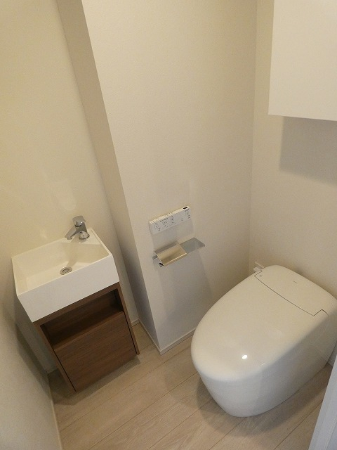トイレ　落ち着いたトイレです