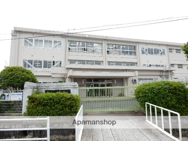 小学校　鯉山小学校（小学校）まで450m