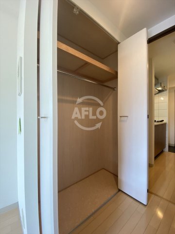 収納　アーデン谷町　クローゼット