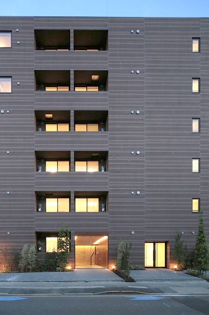 建物外観　外観は落ち着いています