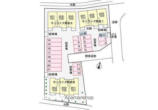 駐車場　駐車場