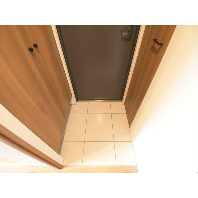 玄関　落ち着いた玄関です