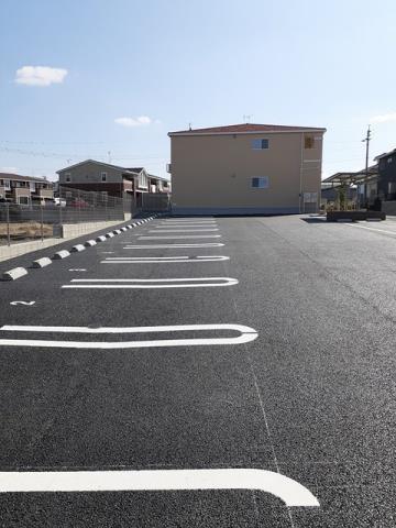 駐車場　駐車場