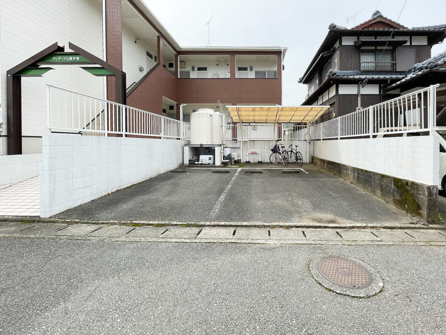 駐車場　駐車場空きあります