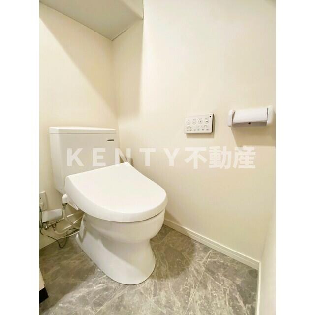 トイレ　落ち着いたトイレです