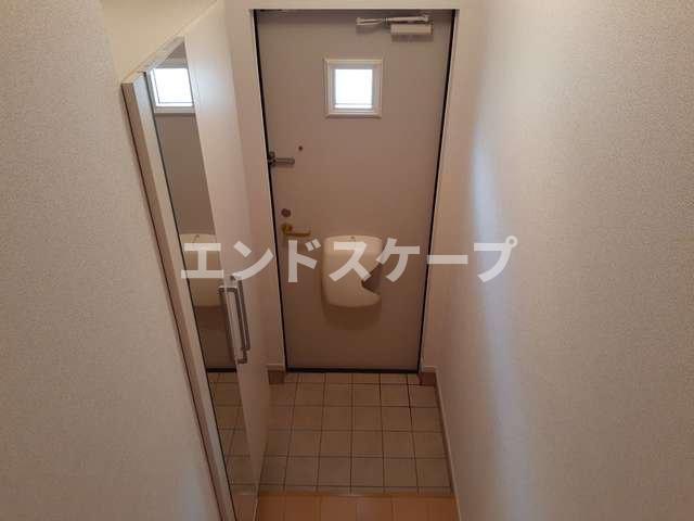 玄関　高崎、前橋のお部屋探しはエンドスケープまで！お客様の理想お聞
