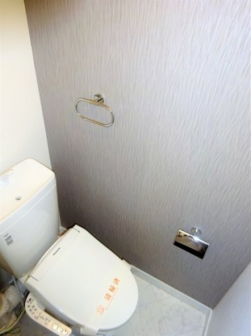 トイレ　シンプルで使いやすいトイレです