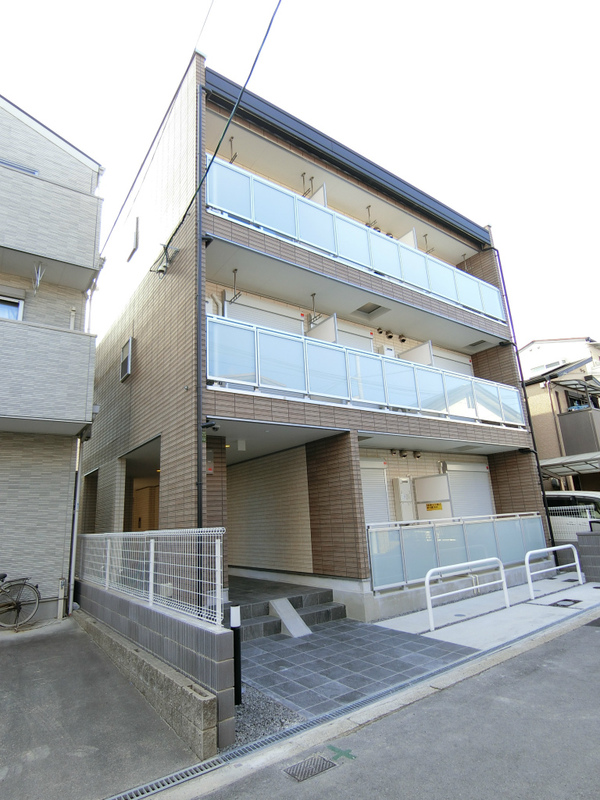建物外観　☆仲介手数料不要です！☆お気軽にお問い合わせください♪