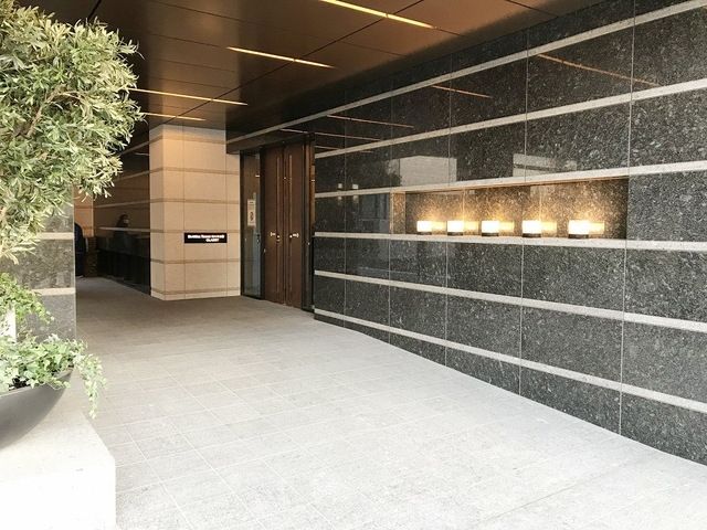エントランス　エントランス