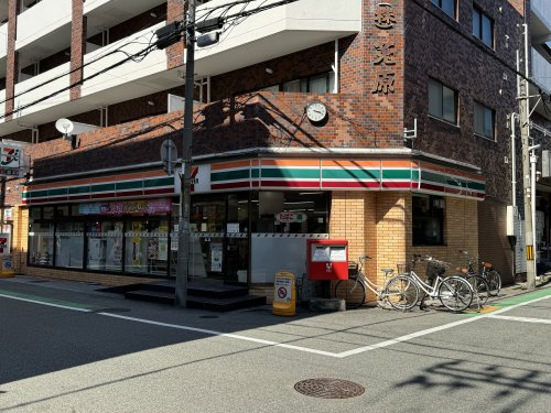 コンビニ　セブンイレブン 西宮甲子園口すずらん通り店（コンビニ）まで185m