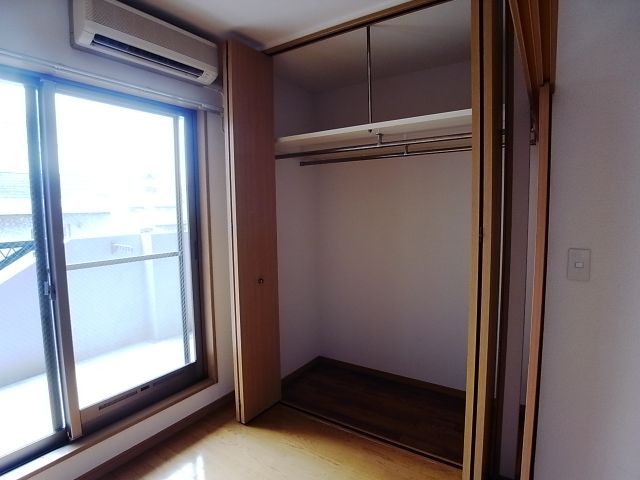 収納　クローゼット