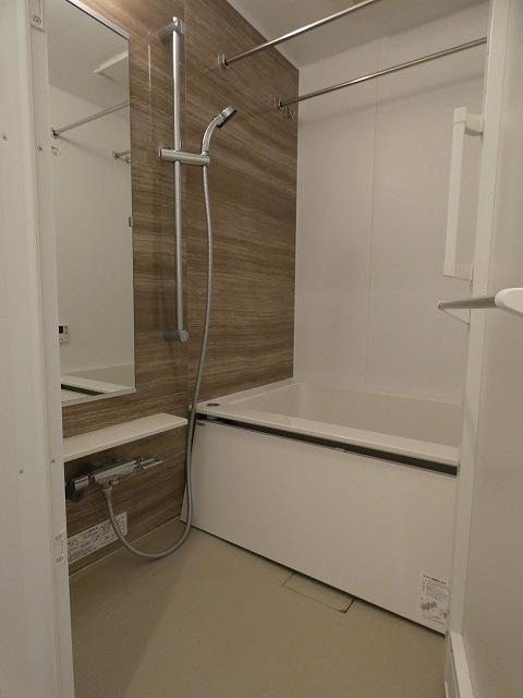 バス・シャワールーム　バス※別部屋参考写真