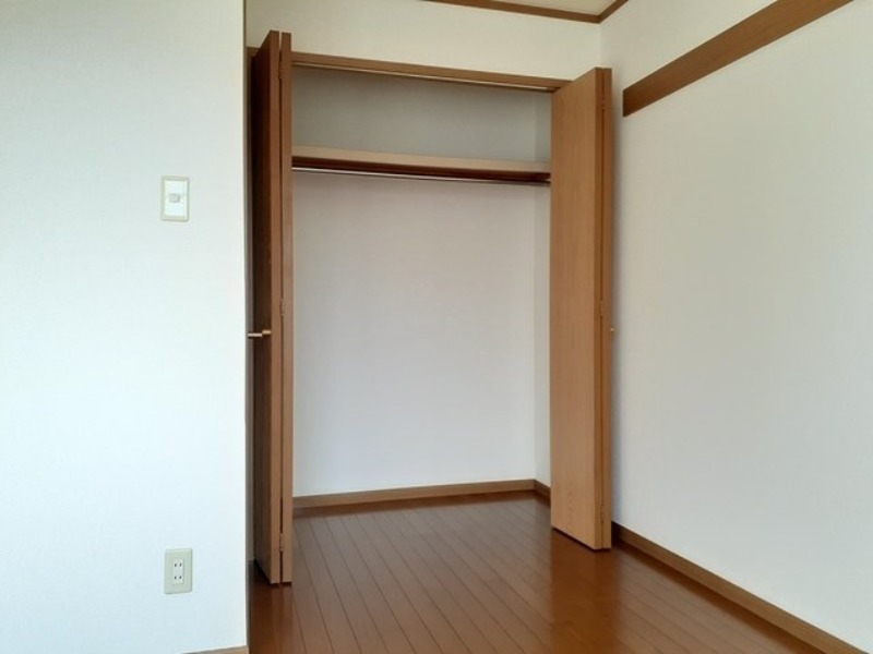 収納　図面と現状に相違がある場合には現状を優先