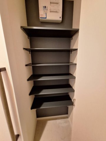 収納　シューズBOX