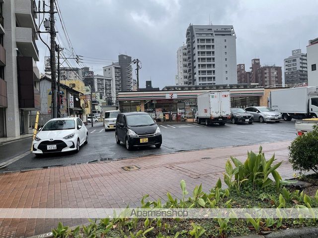 コンビニ　セブン－イレブン小倉馬借３丁目店（コンビニ）まで381m