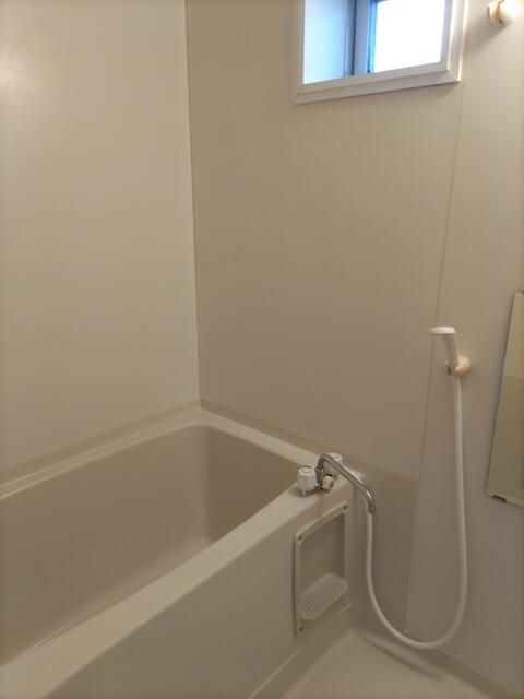 バス・シャワールーム　お風呂です