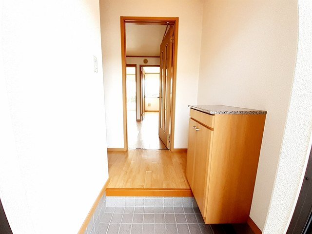 玄関　明るい玄関です