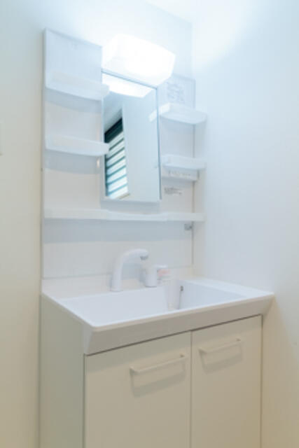 洗面設備　※写真は同タイプ住戸です。
