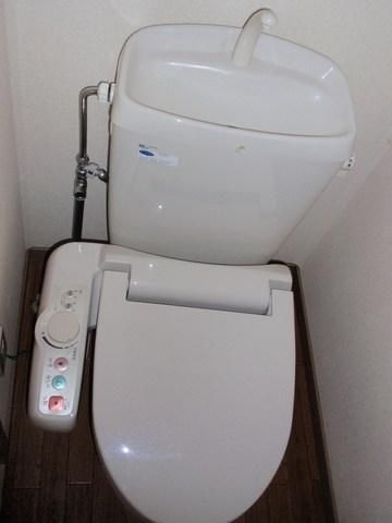 トイレ　同物件別部屋写真